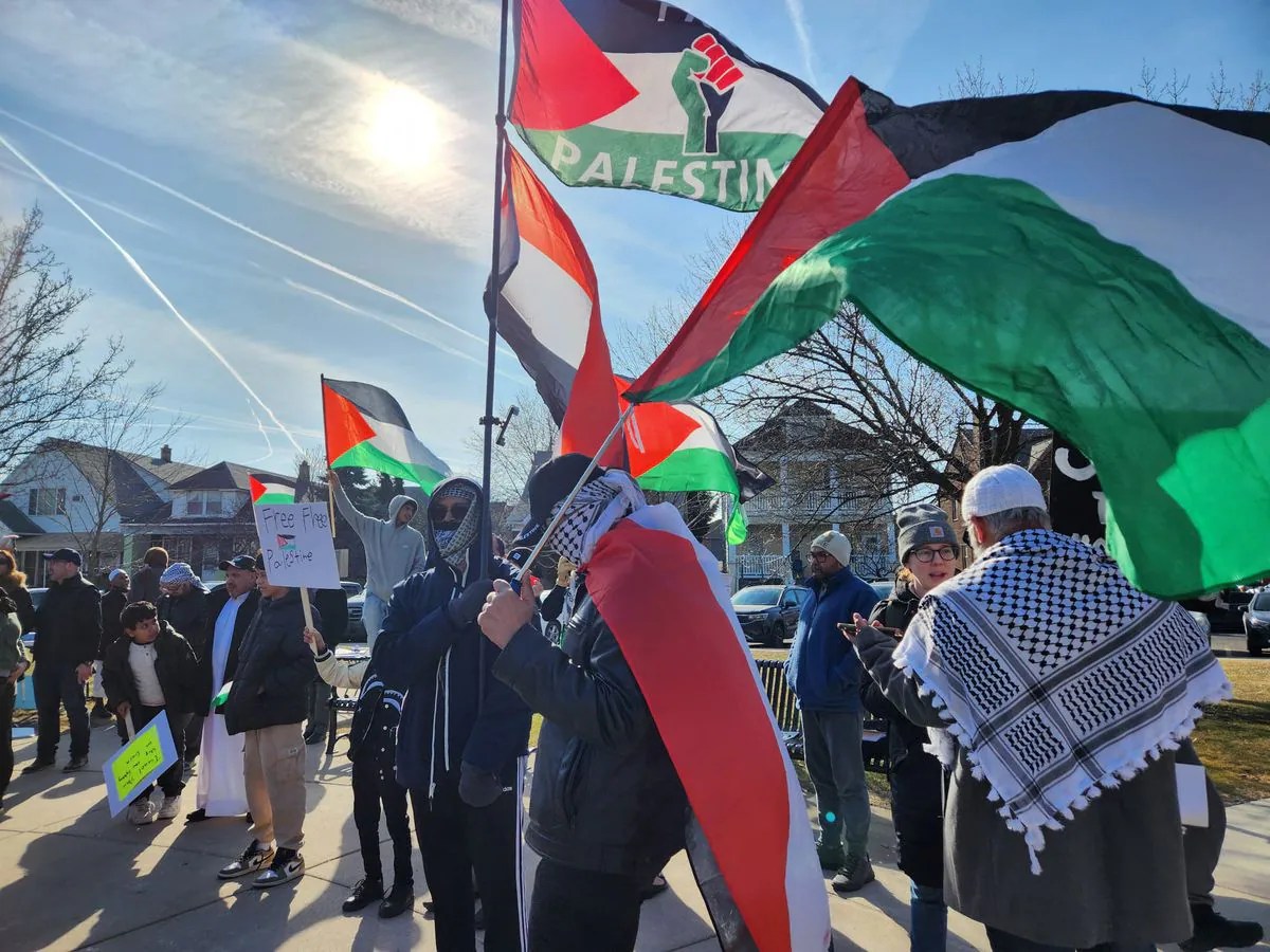 Michigan Arab American Activists Protest Biden's Policies on Gaza for Permanent Ceasefire - Archyde