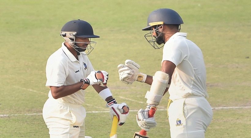 Mumbai Players Create Rare Record with 10th Wicket Partnership in Ranji Trophy Cricket
