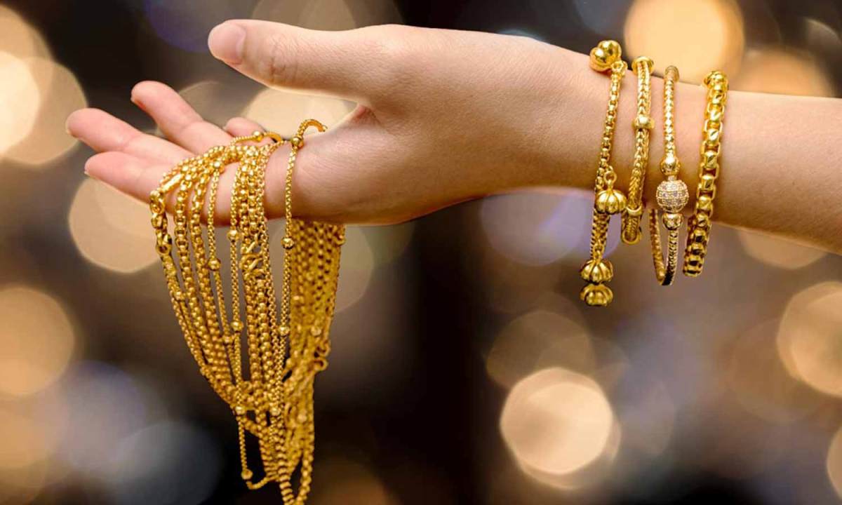 Chennai Jewelry Prices Plunge: Gold Prices Decrease by Rs 10 Per Gram