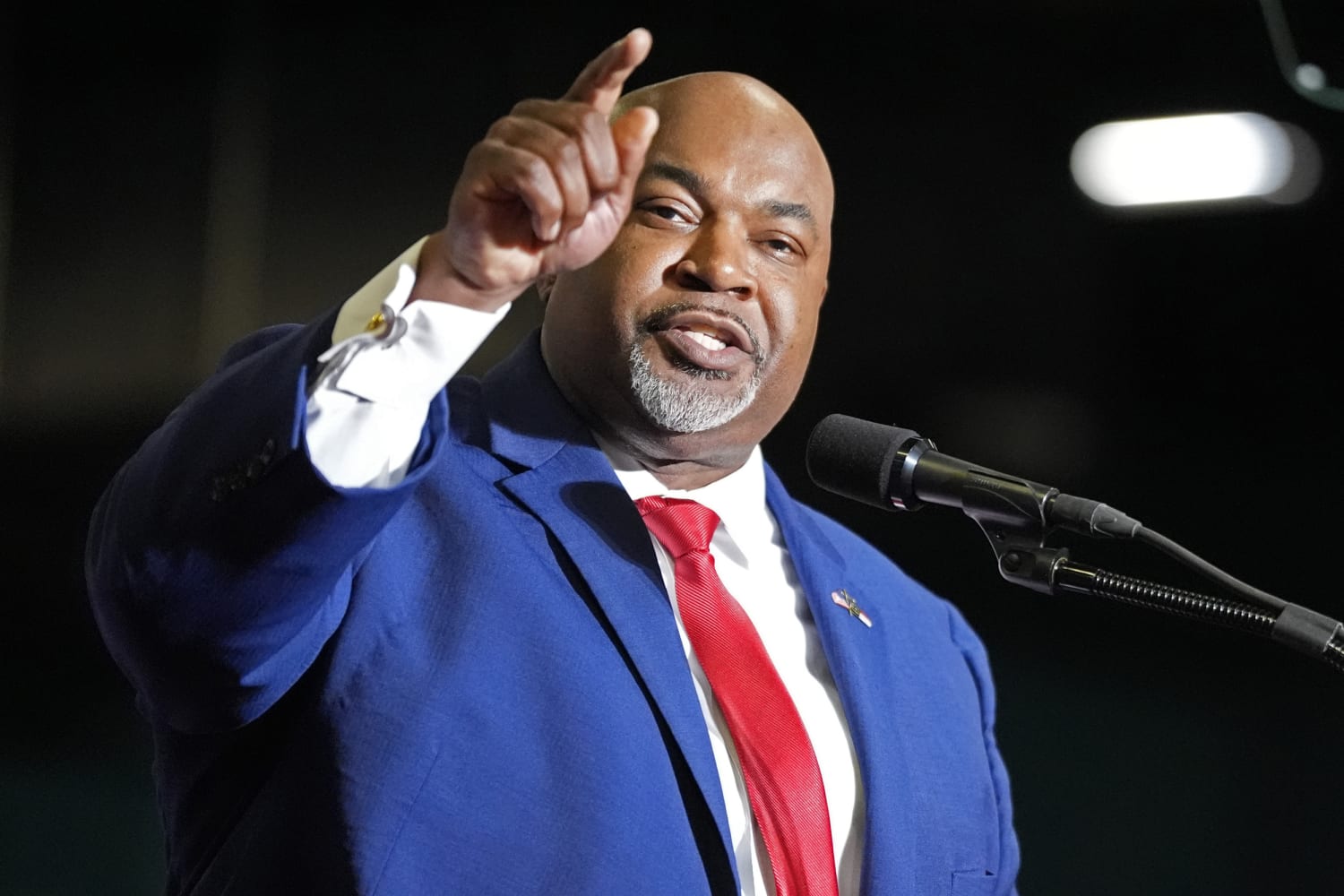 Donald Trump Endorses Mark Robinson: Controversial Comments and Comparisons to Martin Luther King Jr. - Archyde