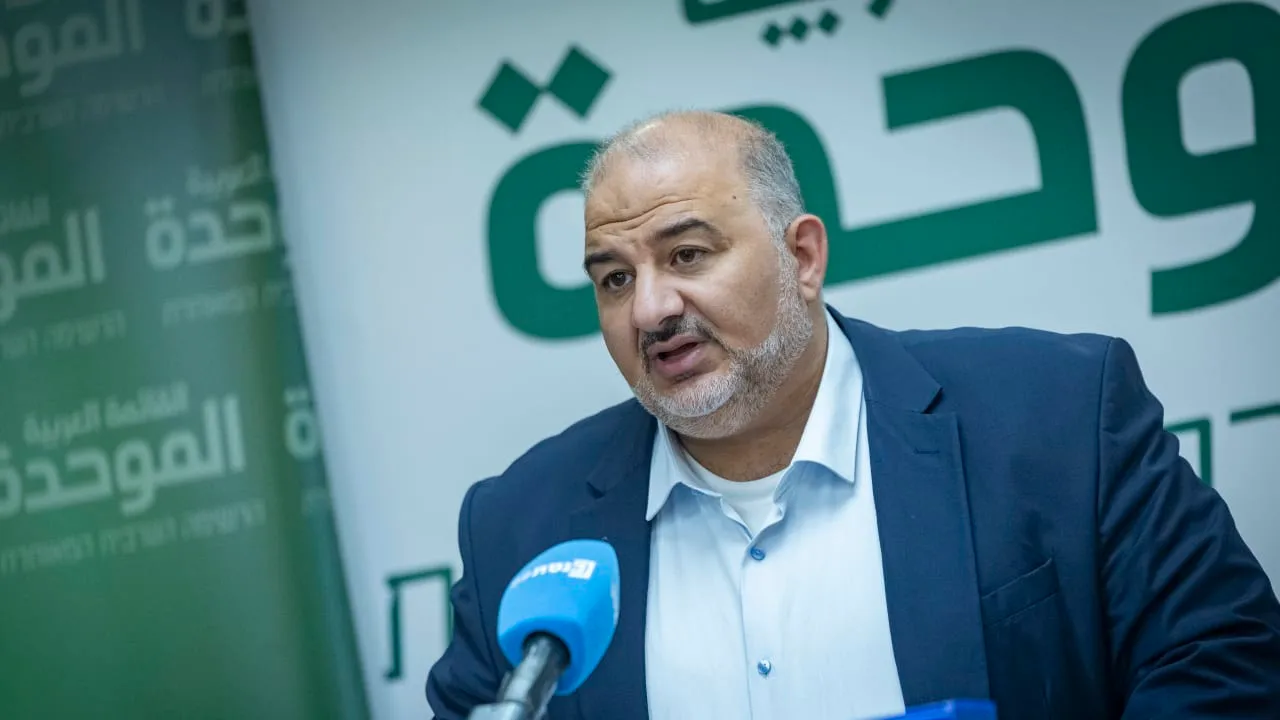 Central Elections Committee Bars All Arab Parties from Election